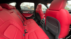 Jaguar F-Pace 2.0 D200 R-Dynamic Black 5dr Auto AWD Diesel Estate